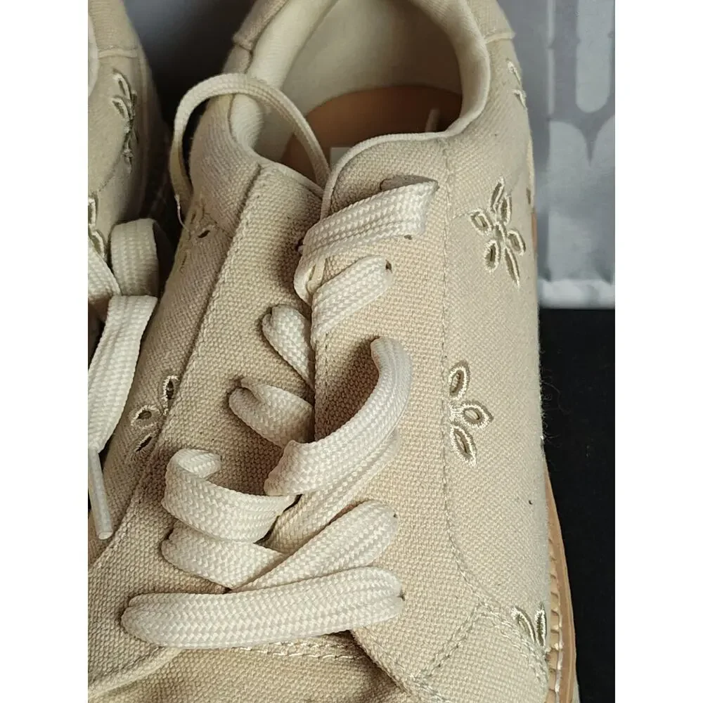 Dolce Vita new without